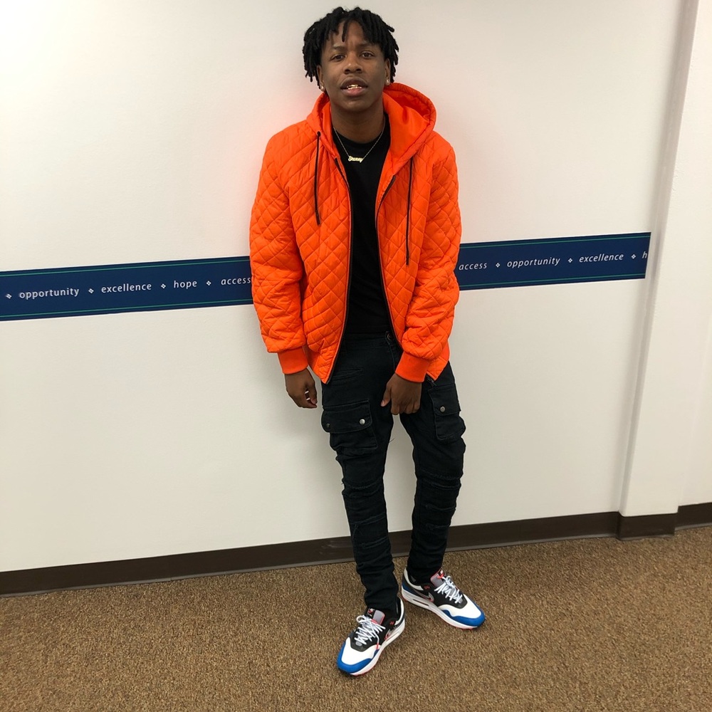 Meet your Posher, Shweey